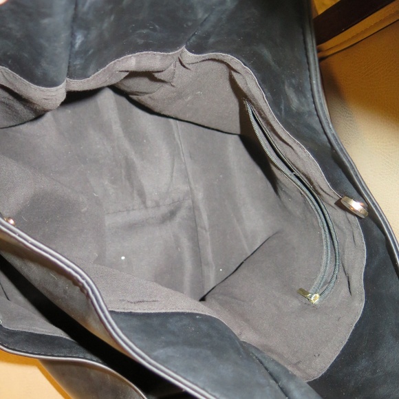 Ooomay Maya Hobo Bag - Picture 4 of 5